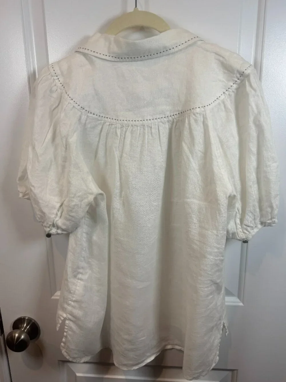 Anthropologie White Linen Contrast Stitch Puff Sleeve Tie Neck Top Size Small
